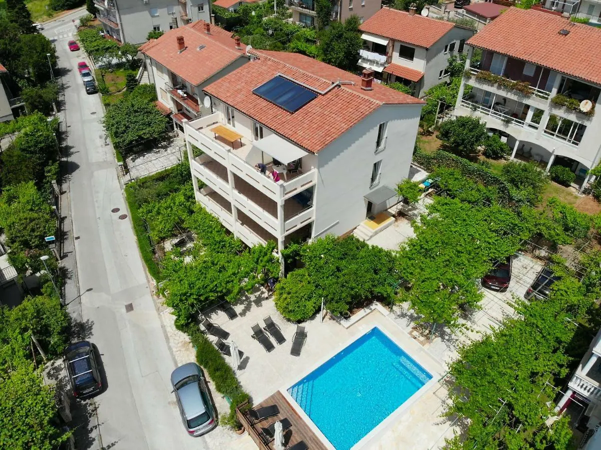 Guest House Zimmer F1  Pula